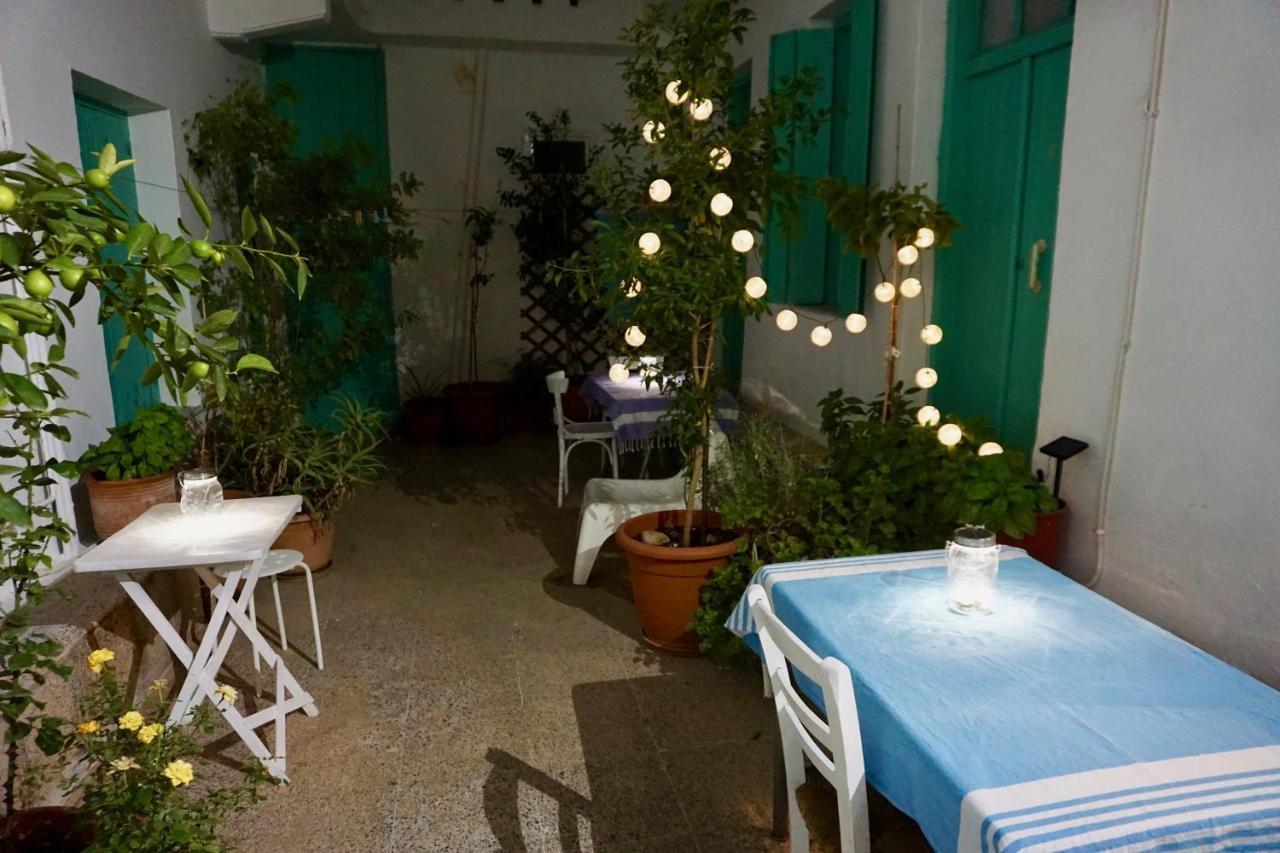 Crete Garden