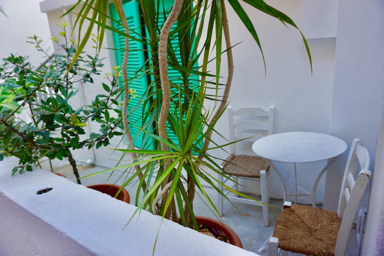 Crete Garden *